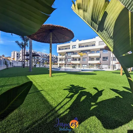 Modern Two Bedroom With Com Pool Vm46 *