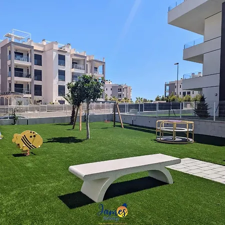 Modern Two Bedroom With Com Pool Vm46 *