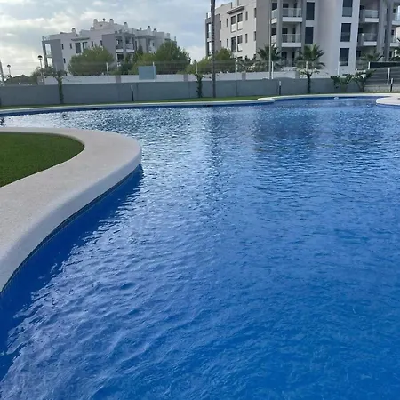 Modern Two Bedroom With Com Pool Vm46 Apartment