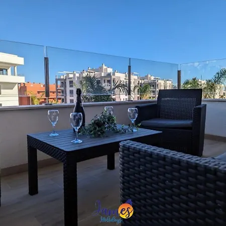 Modern Two Bedroom With Com Pool Vm46 Apartment *
